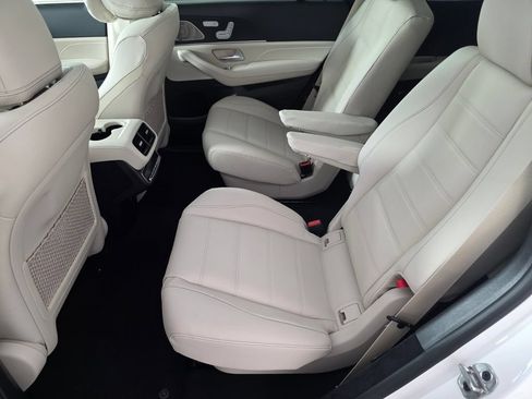 New 2026 Mercedes-Benz GLS 450 4MATIC image 11