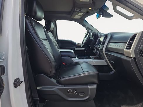 Used 2019 Ford F350 Lariat w/ Lariat Ultimate Package AWD/4WD image 10