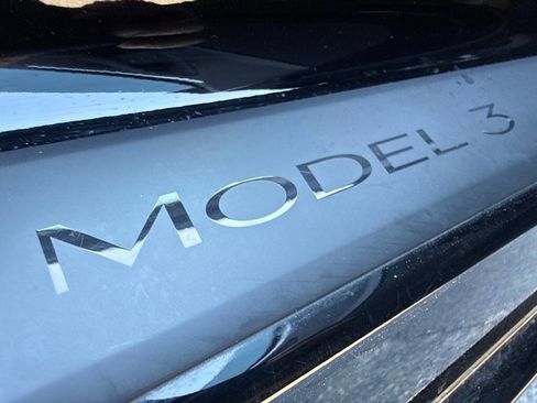 Used 2022 Tesla Model 3 Long Range image 11