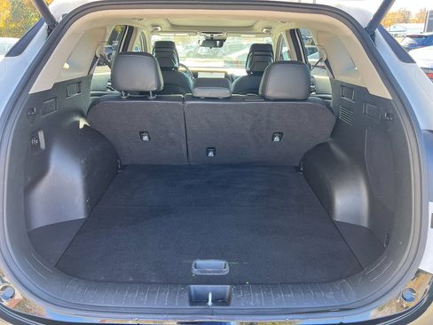 Used 2023 Kia Sportage SX image 6