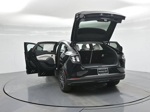 Certified 2025 Ford Mustang Mach-E Premium RWD image 35