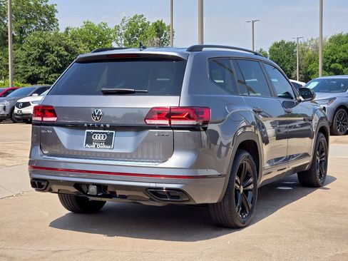 Used 2023 Volkswagen Atlas SEL R-Line AWD/4WD image 8