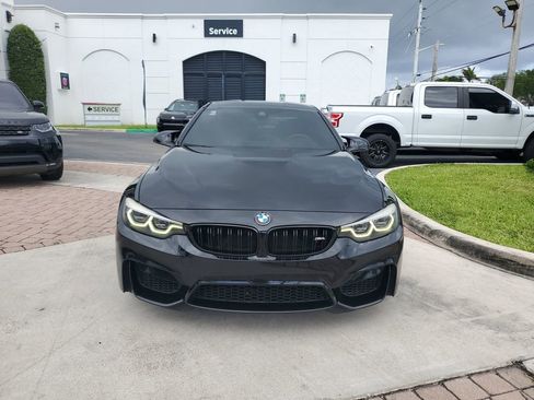 Used 2018 BMW M4 Coupe image 2