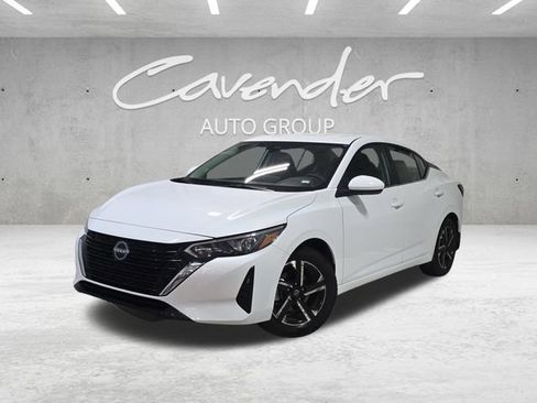 Used 2024 Nissan Sentra SV image 1