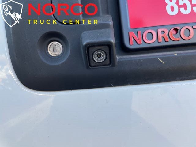 Used 2018 Chevrolet Express 2500 RWD image 14