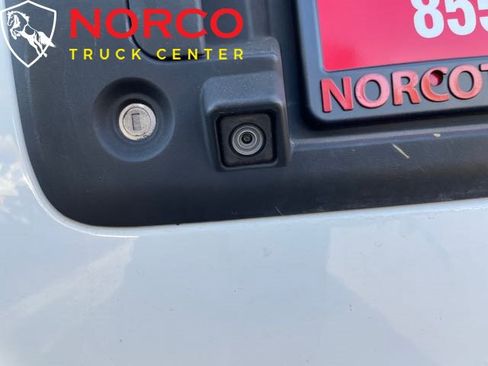 Used 2018 Chevrolet Express 2500 image 14