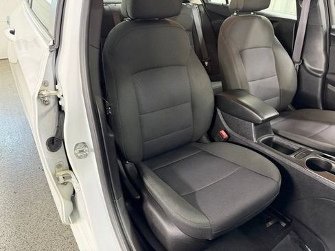 Used 2017 Chevrolet Cruze LT w/ Convenience Package FWD image 20