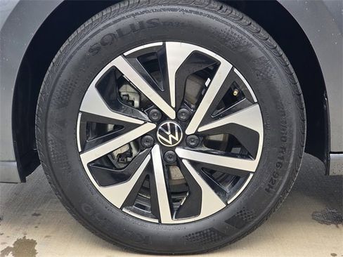 Used 2025 Volkswagen Jetta S image 8