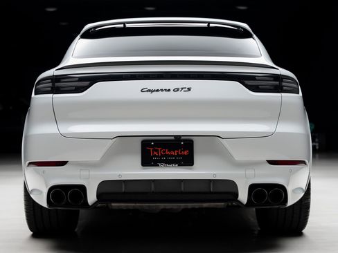 Used 2021 Porsche Cayenne GTS AWD/4WD image 27