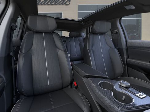 New 2026 Cadillac Optiq Sport 2 w/ LPO, ONYX Package AWD/4WD image 16