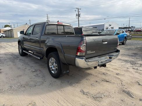 Used 2013 Toyota Tacoma 4x4 Double Cab w/ Limited Pkg image 3
