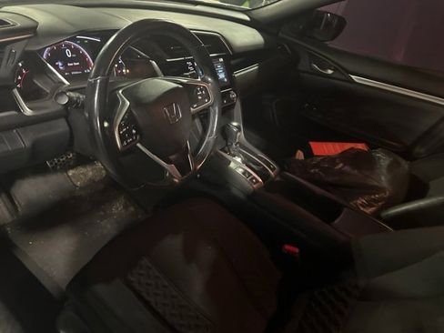 Used 2019 Honda Civic Sport image 9
