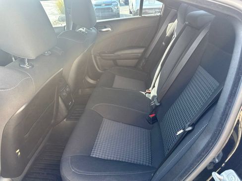 Used 2021 Dodge Charger R/T w/ Blacktop Package RWD image 9