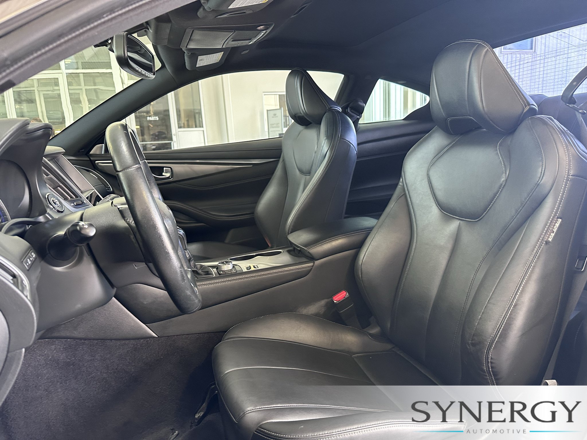 Used 2018 INFINITI Q60 3.0t Luxe RWD image 24