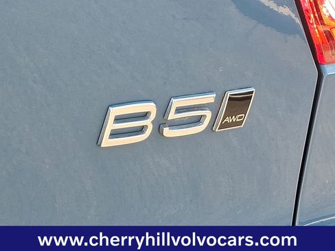 Certified 2023 Volvo XC40 B5 Plus w/ Driver Assist Package image 33