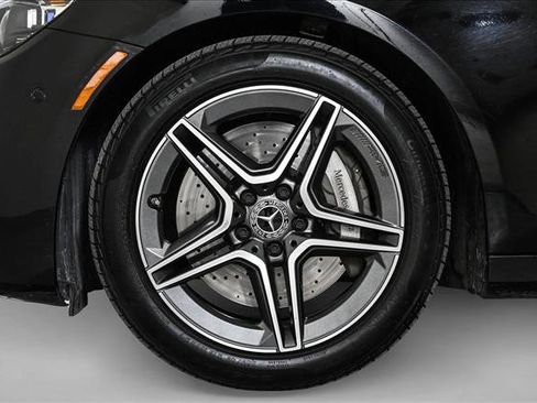 Used 2023 Mercedes-Benz E 350 4MATIC Sedan image 25