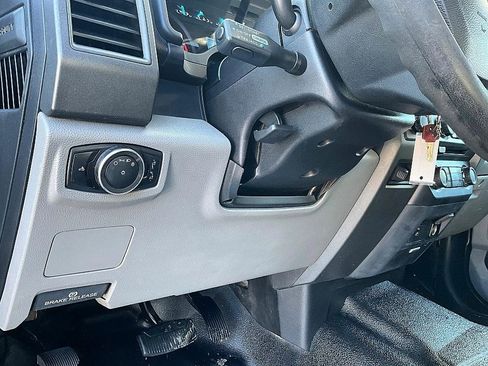 Used 2018 Ford F350 XL w/ Power Equipment Group image 15