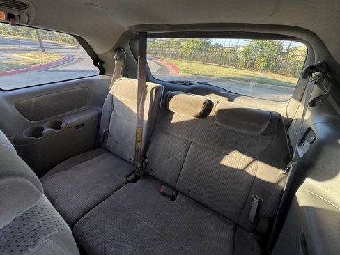 Used 2008 Toyota Sienna CE image 16