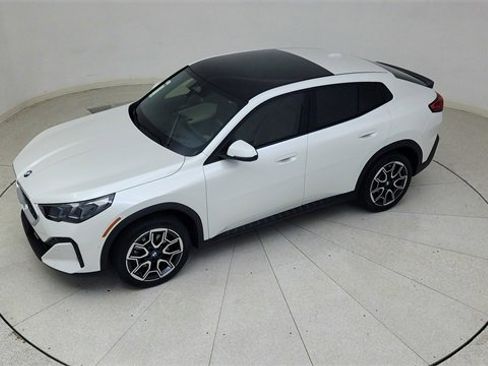 Used 2025 BMW X2 xDrive28i image 77