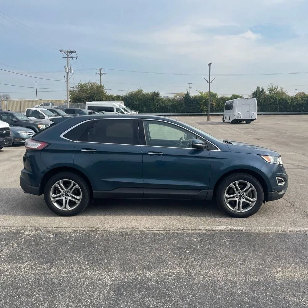 Used 2016 Ford Edge Titanium w/ Equipment Group 302A AWD/4WD image 10