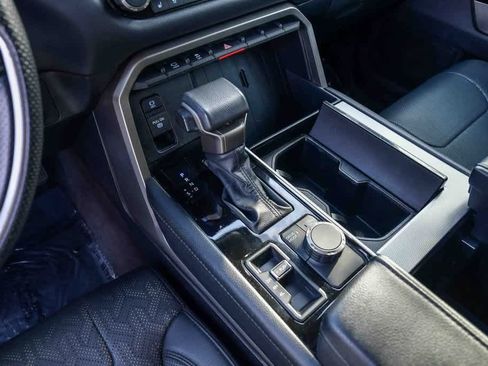 Used 2023 Toyota Sequoia Limited image 24