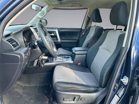 Used 2015 Toyota 4Runner SR5 RWD image 11
