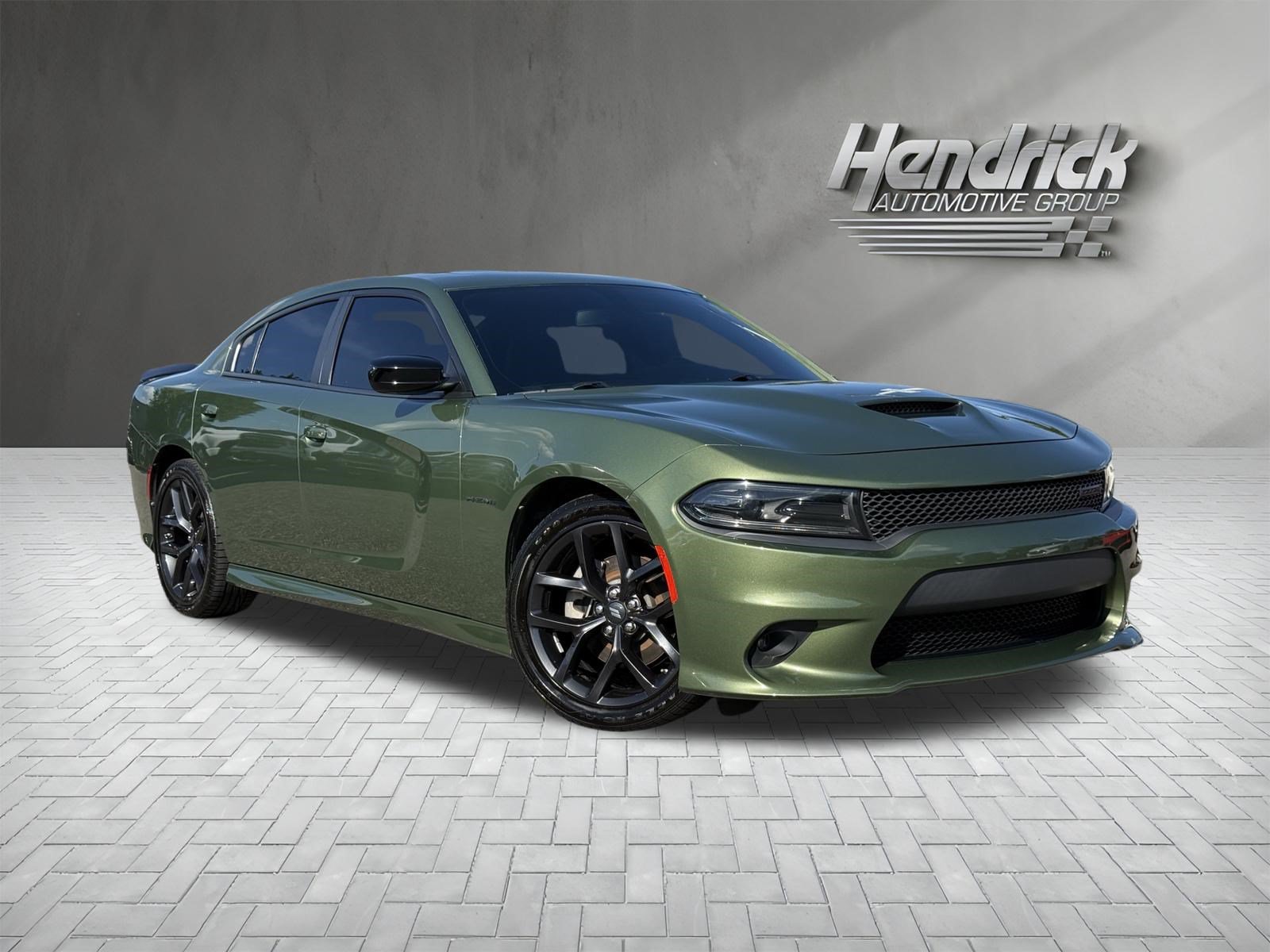 Used 2022 Dodge Charger R/T w/ Plus Group RWD image 2