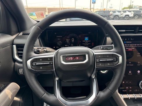 Used 2025 GMC Terrain Elevation AWD/4WD image 18