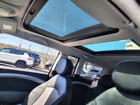 Used 2009 MINI Cooper Clubman S image 39