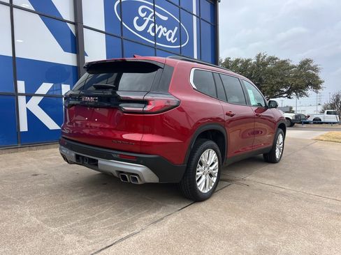 Used 2024 GMC Acadia Elevation w/ Trailering Package image 8