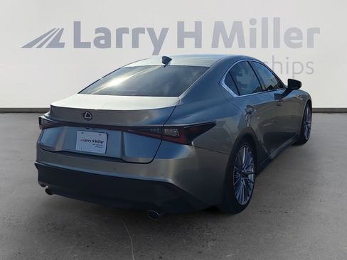 Used 2022 Lexus IS 300 w/ Premium Package image 5