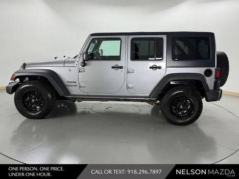 Used 2017 Jeep Wrangler Unlimited Sport w/ Quick Order Package 24S AWD/4WD image 9