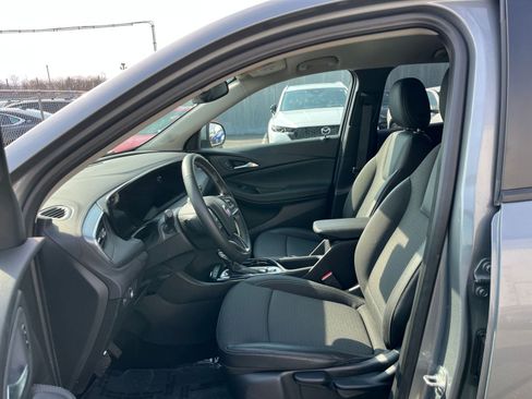 Used 2025 Buick Encore GX Preferred image 27