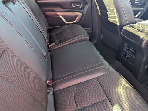 Used 2017 Nissan Titan PRO-4X image 15