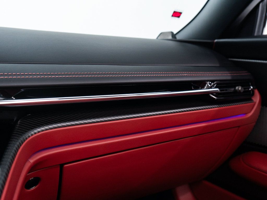 Used 2025 Aston Martin DB12 Convertible RWD image 40