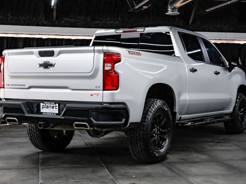 Used 2022 Chevrolet Silverado 1500 LT Trail Boss w/ Convenience Package II AWD/4WD image 10
