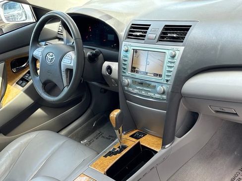 Used 2007 Toyota Camry XLE FWD image 28