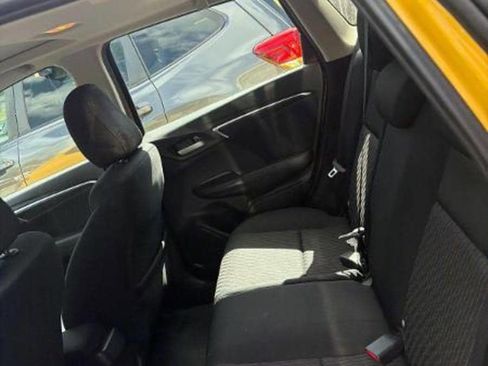 Used 2018 Honda Fit EX image 11