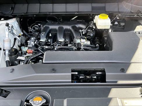 New 2026 Nissan Pathfinder SL image 12