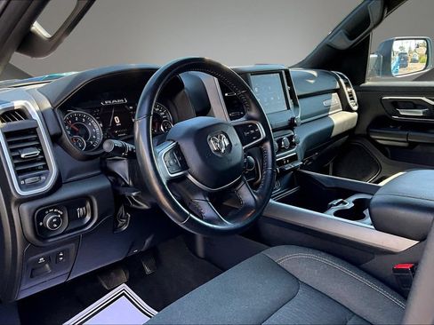 Used 2022 RAM 1500 Big Horn AWD/4WD image 17