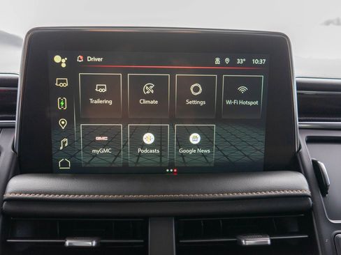 Used 2022 GMC Yukon AT4 w/ Technology Package image 25