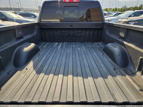 Used 2015 GMC Sierra 1500 SLT w/ SLT Crew Cab Value Package AWD/4WD image 29