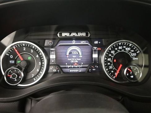 Used 2023 RAM 1500 Laramie AWD/4WD image 30