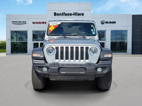 Used 2023 Jeep Wrangler Sport AWD/4WD image 2
