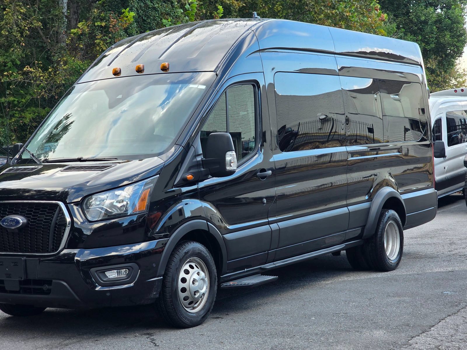 Used 2024 Ford Transit 350 XLT AWD/4WD image 2