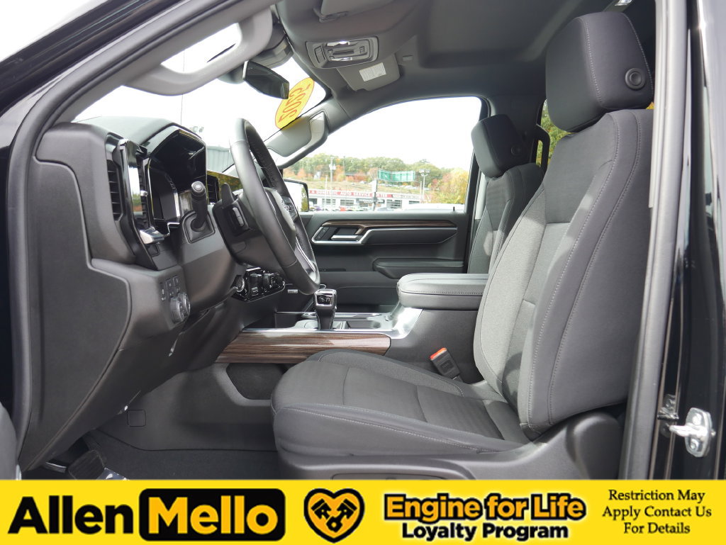 Used 2025 Chevrolet Silverado 1500 RST w/ Convenience Package II AWD/4WD image 13