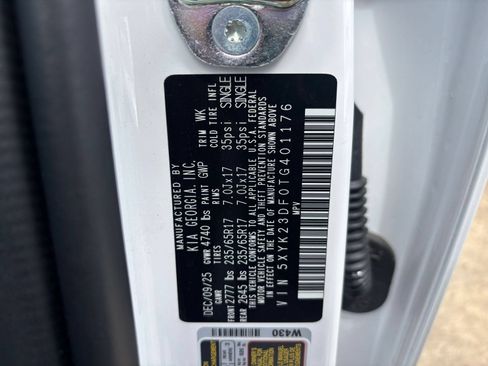 Used 2026 Kia Sportage LX FWD image 28