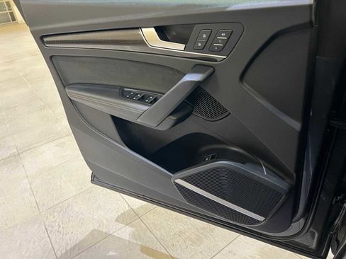 Used 2021 Audi SQ5 Premium Plus w/ Premium Plus Package image 18