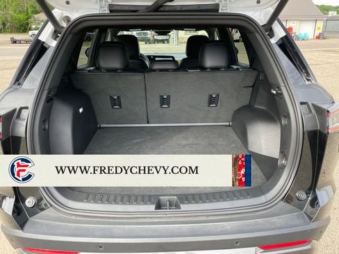 Used 2025 Chevrolet Equinox ACTIV w/ Safety and Technology Package FWD image 27