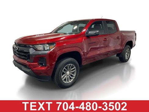 Used 2024 Chevrolet Colorado LT w/ LT Convenience Package RWD image 1